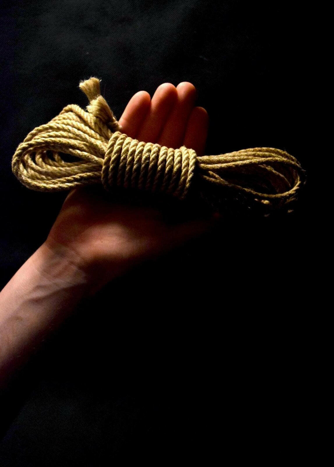 Hemp rope for shibari, bondage, kinbaku - hanfseil für shibari, bondage, kinbaku
